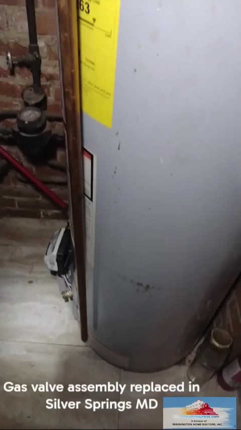 Water heater documented during a gas valve assembly replacement in Silver Spring, Maryland