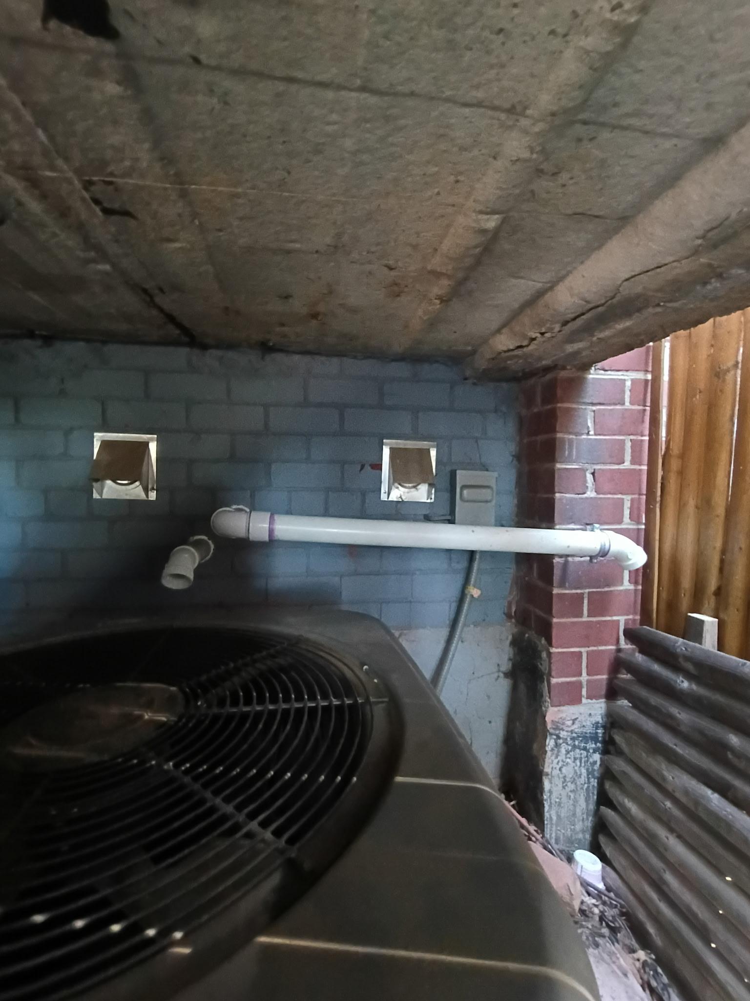 Exterior termination for a Southwest DC power direct-vent water heater